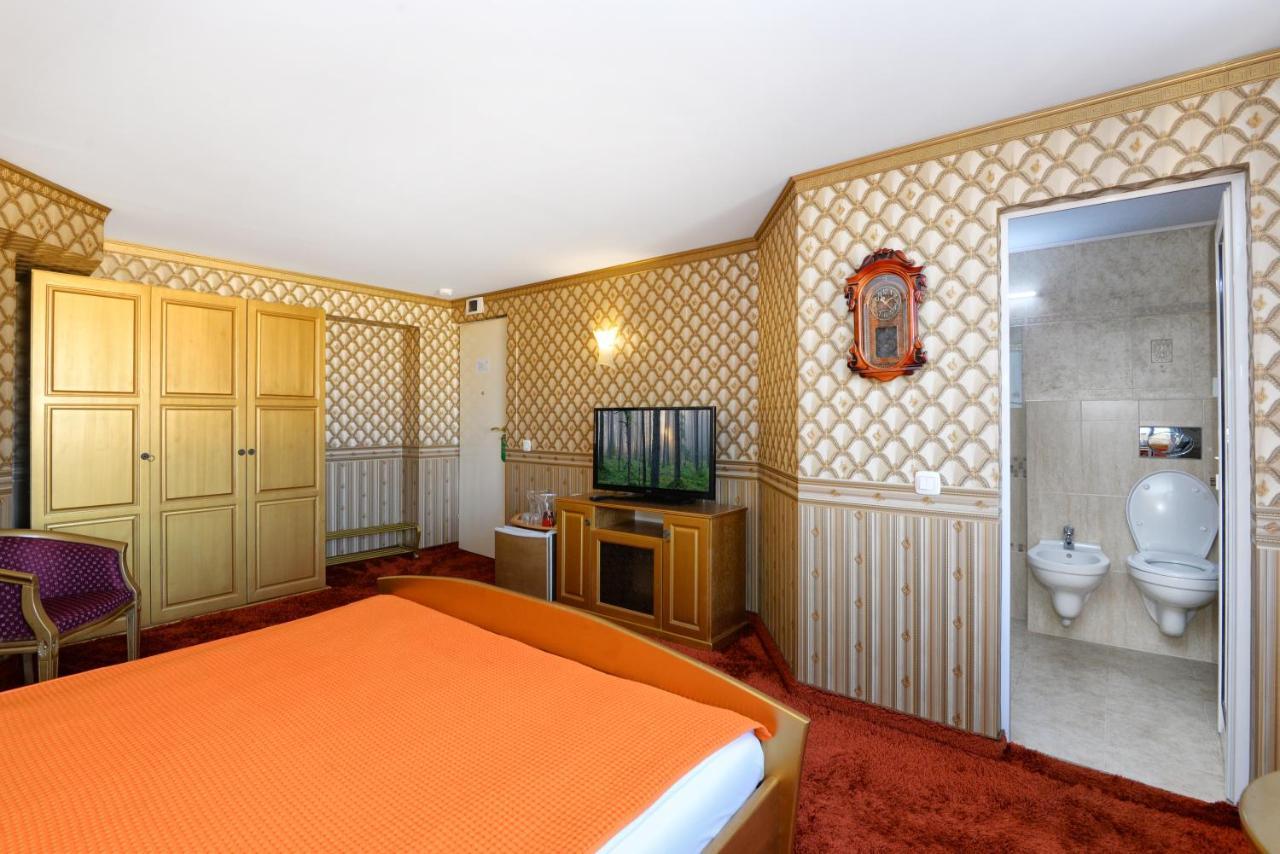 Hotel Sveti Nikola Boyana - Free Parking Sofia Buitenkant foto