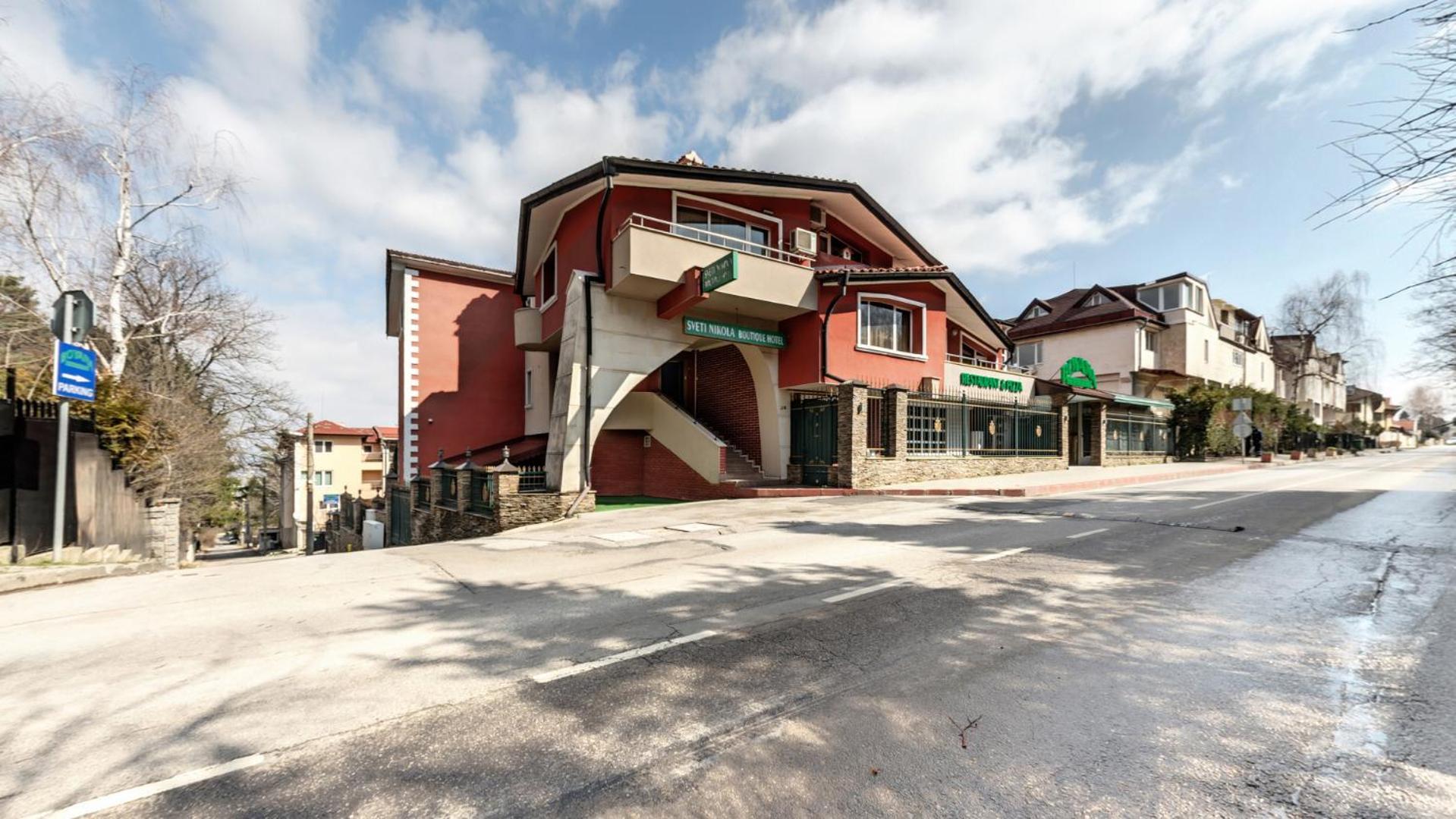 Hotel Sveti Nikola Boyana - Free Parking Sofia Buitenkant foto